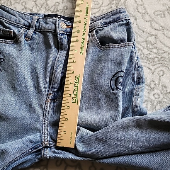 Hollister Ultra High Rise Embroidered Dad Jeans Size 1R/25 Women's Juniors - Picture 14 of 16